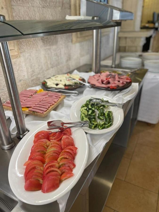 Qerret Royal Park Hotel מראה חיצוני תמונה