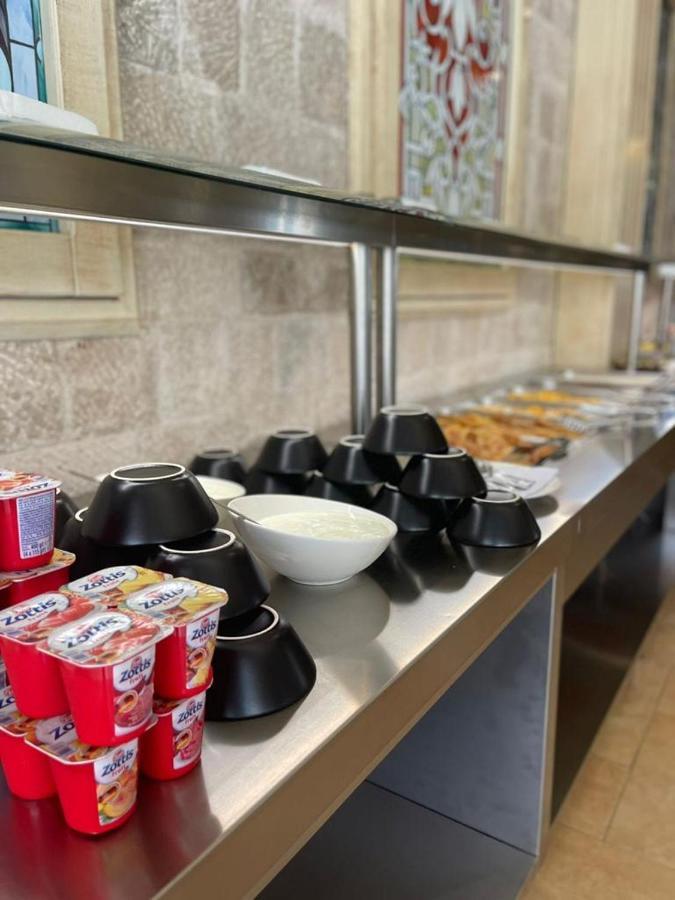 Qerret Royal Park Hotel מראה חיצוני תמונה