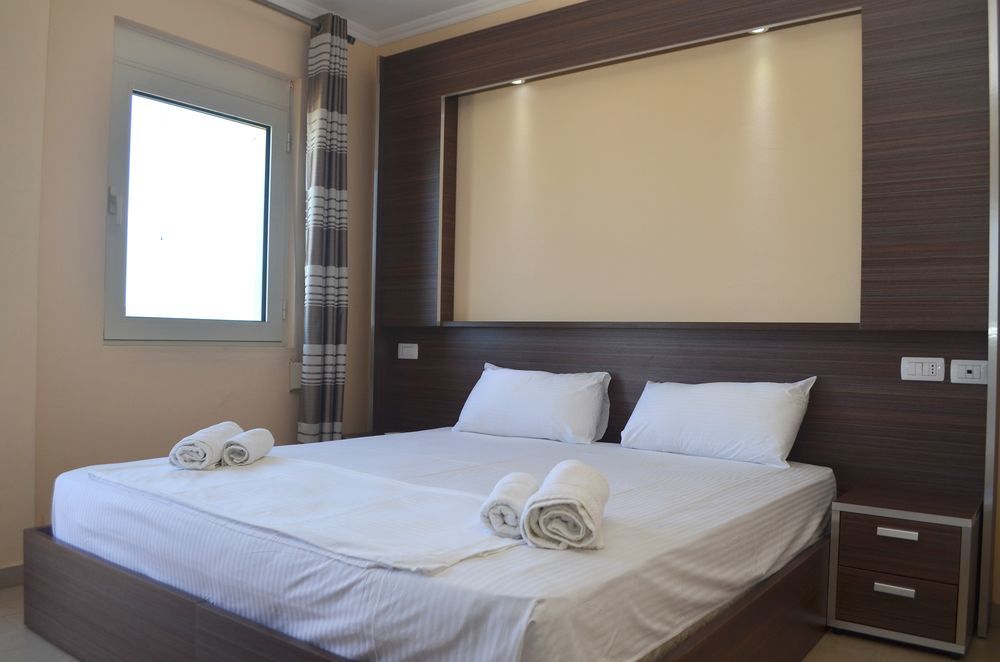 Qerret Royal Park Hotel מראה חיצוני תמונה